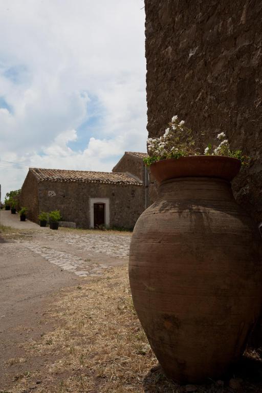 Il Vecchio Frantoio Villa Scillato  Exterior photo